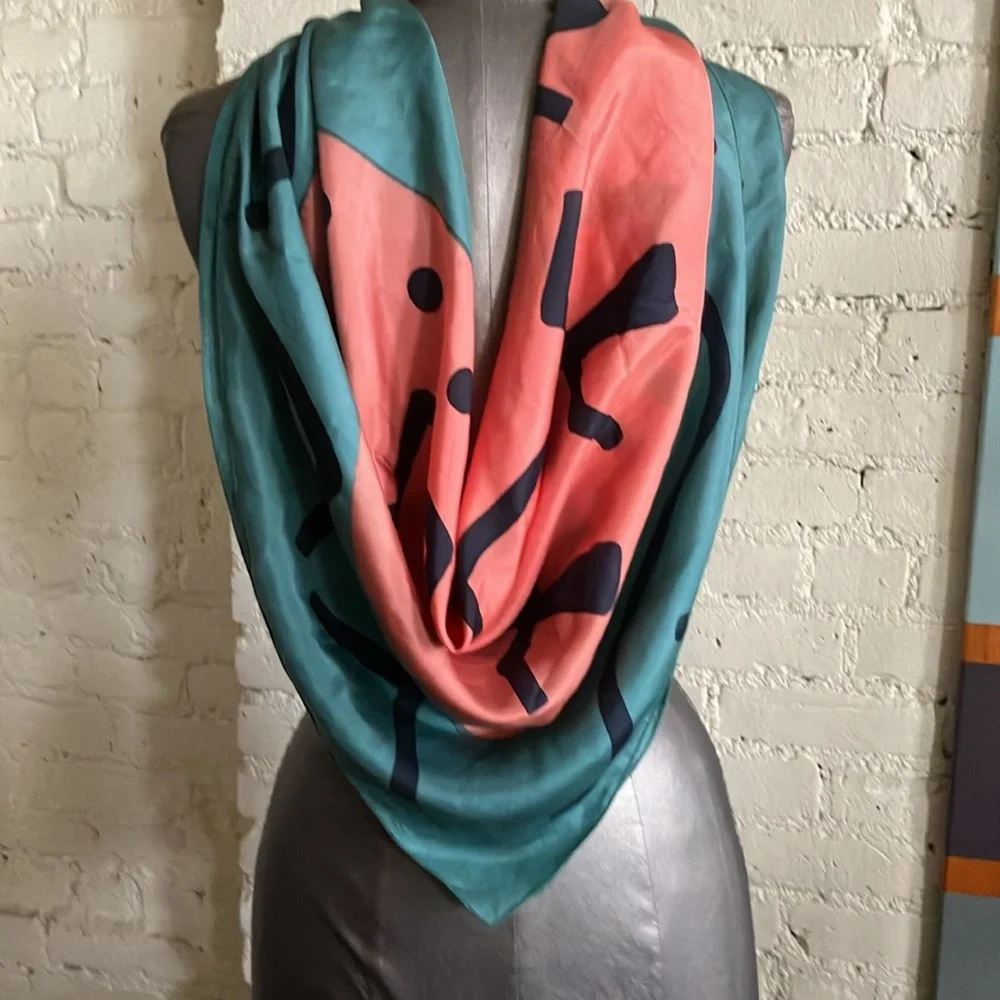Vintage large square scarf graphic Southwestern vibes